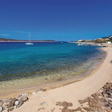 Διαμέρισμα Awesome In Rab With Wifi