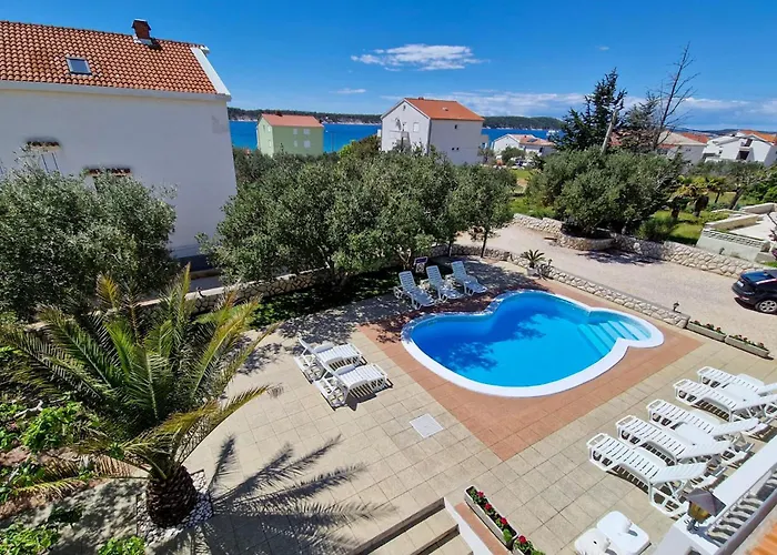 Lovely In Rab With Wifi * Rab Town