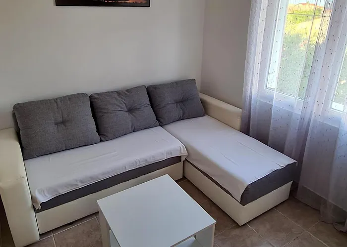 Lovely In Rab With Wifi