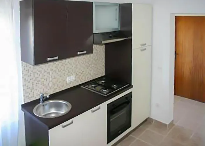 Lovely In Rab With Wifi * Rab Town