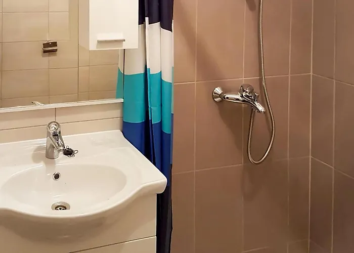 Lovely In Rab With Wifi Rab Town